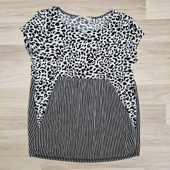 ANDREE BY UNIT Womens White Black Leather Print Stripe Shirt Size Small - Picture 1 of 7